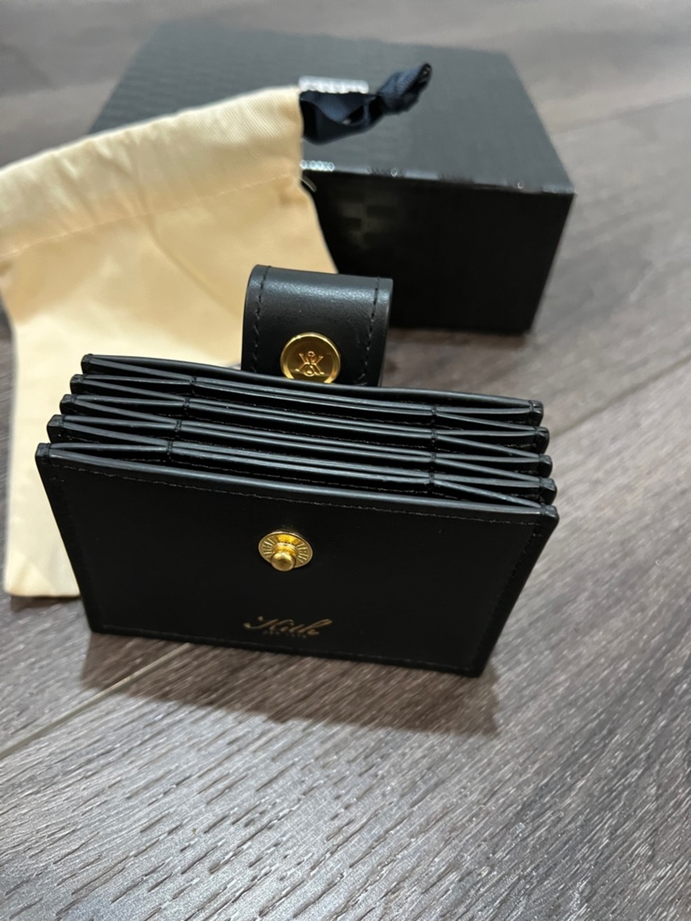 Black Leather Snap card case from KITH - Picture 4 of 5